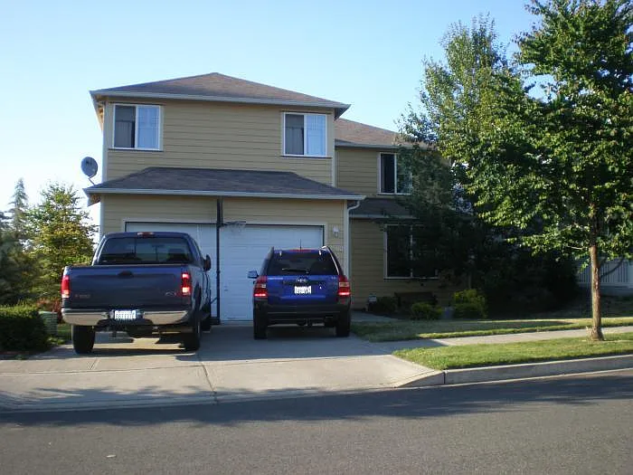 2502 Hidden Springs Loop SE — Photo 2