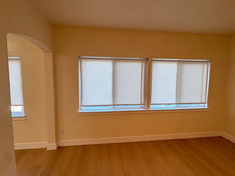 126 Margaret Ave — Photo 24