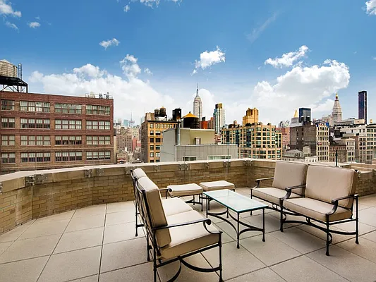 Rented by Sotheby's International Realty | media 11