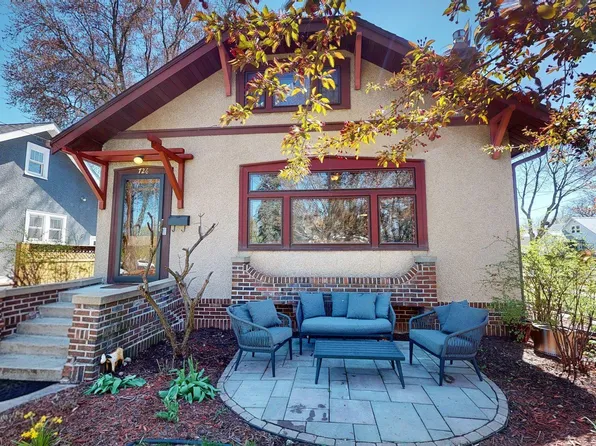 726 3rd St NW, Rochester, MN 55901