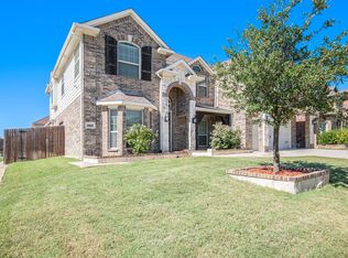 9801 Yellow Cup Dr, Fort Worth, TX 76177