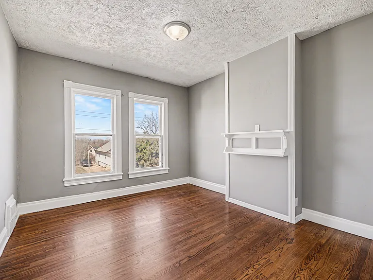 3833 Parker St #1 — Photo 6