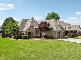 328 E 123rd Ct, Jenks, OK 74037
