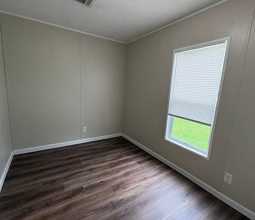 4th image of 107 Nightingale Way