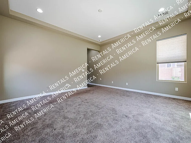 3325 E Coconino Dr — Photo 34
