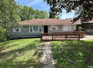 515 S Forest Ave, Sugar Creek, MO 64054