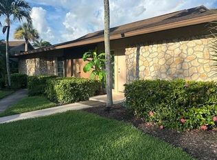 753 Palm View Dr #DP9, Naples, FL 34110