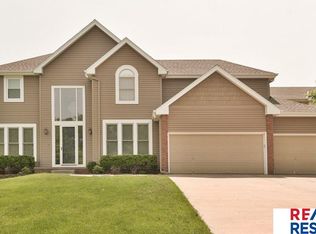 17803 Adams Cir, Omaha, NE 68135