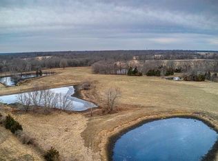 E Stockade Rd, Nevada, MO 64772