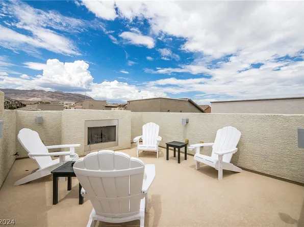 10726 Red Badge Ave, Las Vegas, NV 89166