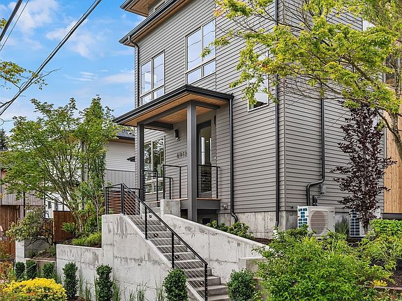2nd image of 6913 30th Avenue NW
