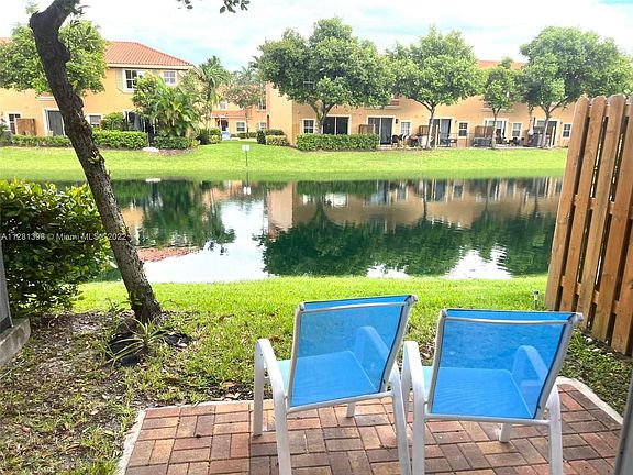 4th image of 4952 Windward Way #1405
