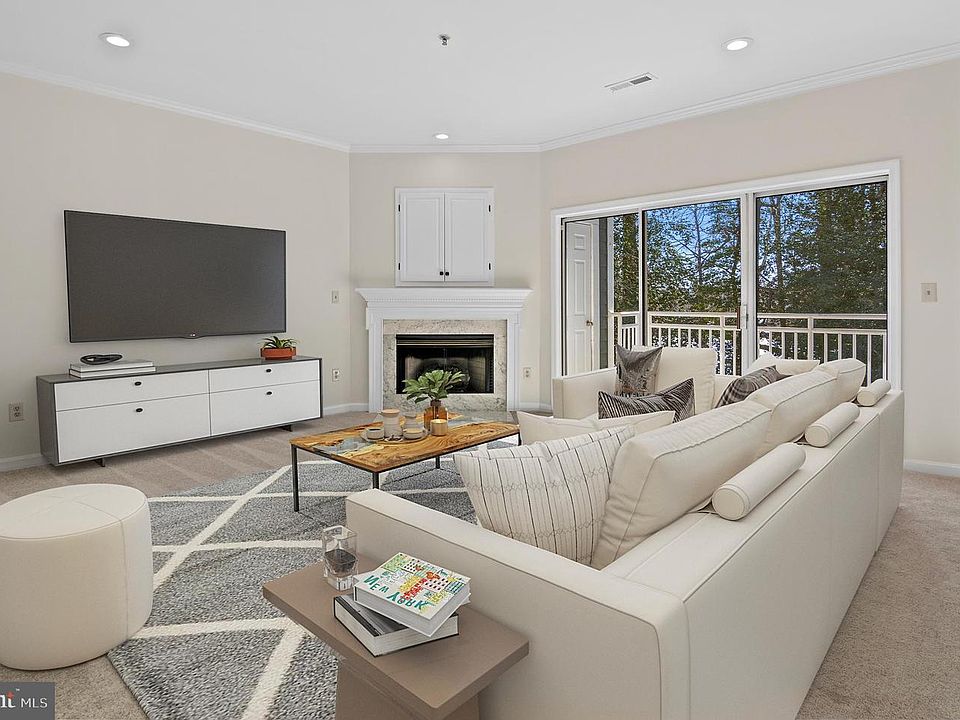 1st image of 643 Oakland Hills Dr APT 2A