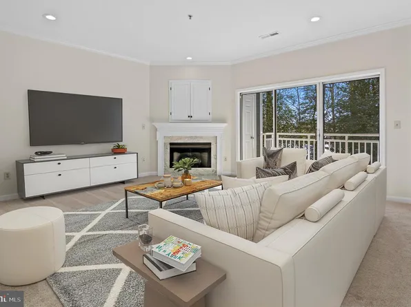 643 Oakland Hills Dr APT 2A, Arnold, MD 21012