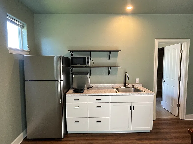3367 SW Metolius Ave — Photo 2