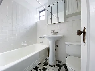 Rented by Kahen Properties