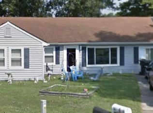 3960 Old Farm Rd, Portsmouth, VA 23703