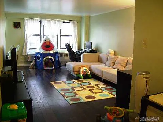 Sold by Laffey Real Estate | media 3