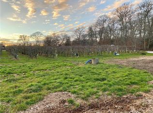 229 Long Hwy, Little Compton, RI 02837