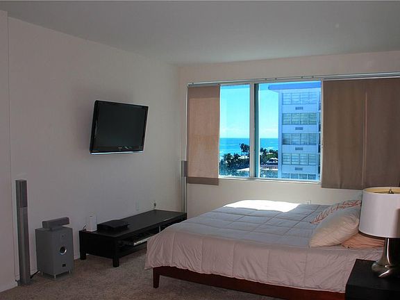 5th image of 5333 E Collins Avenue #804