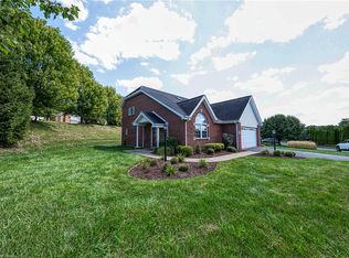 5036 Cedar Ln, Murrysville, PA