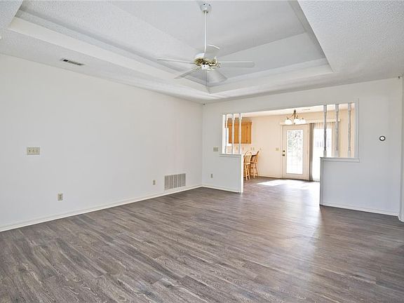 5th image of 816 Kinkade Pl #A
