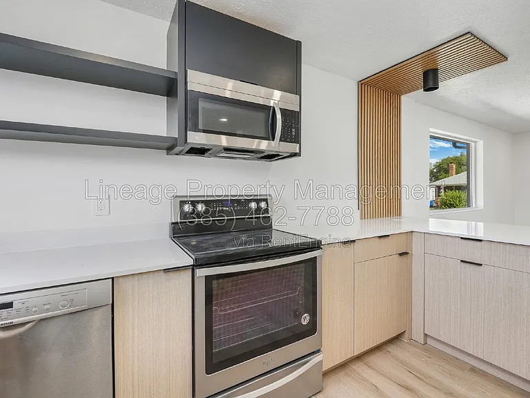 288 E Downington Ave — Photo 6