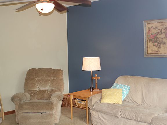4th image of 1106 Miller St