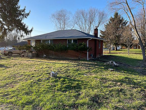 2nd image of 35 Birdsall Ave