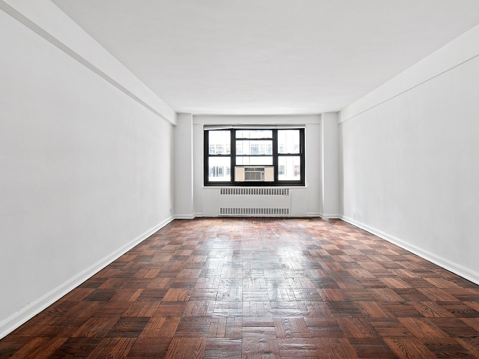 1st image of 45 W 67th St APT 10B