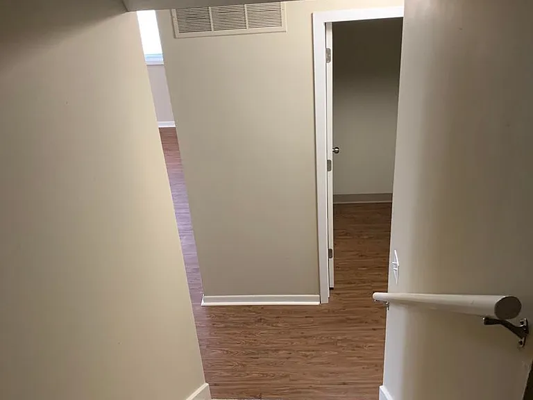Superior Place Apartments — Photo 67