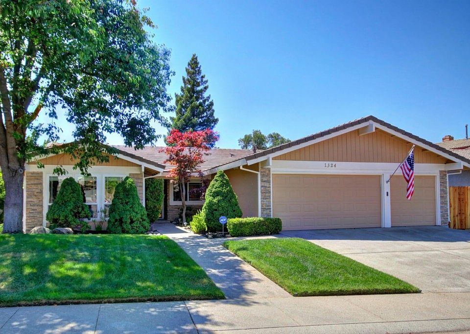 1st image of 1324 Blossom Hill Way