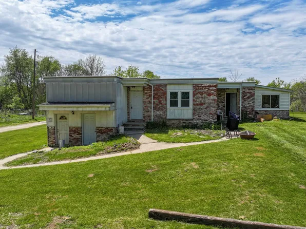 10149 Corunna Rd APT 1, Swartz Creek, MI 48473