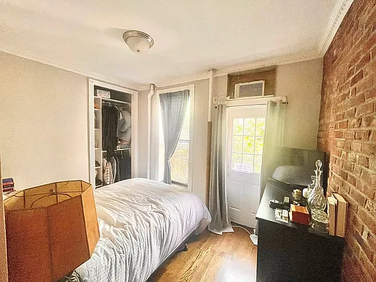 Rented by Century 21 Premier  | media 6