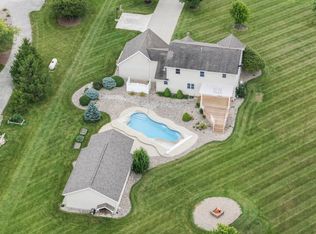 4425 E Cider Mill Rd, Columbia City, IN 46725