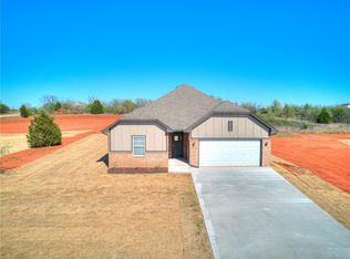 13112 Huntington Dr, Edmond, OK 73025