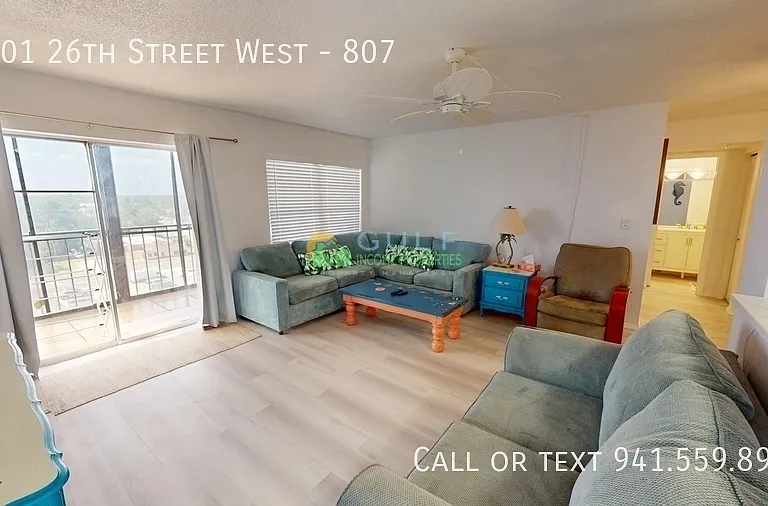 2901 26th St W #807 — Photo 2