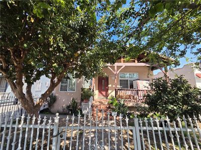 129 W 70th St, Los Angeles, CA, 90003
