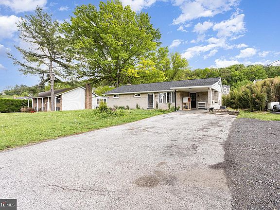 2nd image of 212 Church Rd