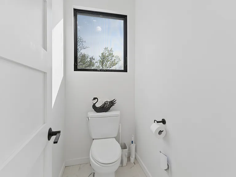 2721 S Lakeview Dr #1 — Photo 29