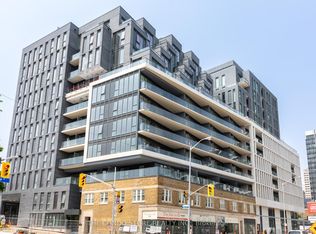 8 Manor Rd W #904, Toronto, ON M5P 1E7