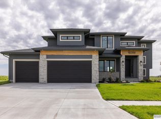 10209 S 214th St, Gretna, NE 68028