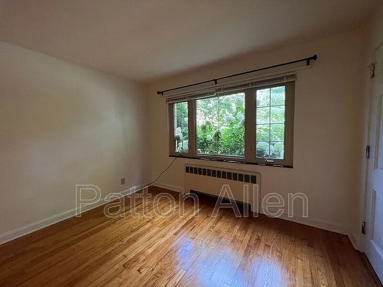 240 Kimberly Ave #2 — Photo 5