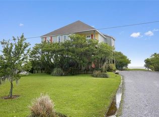 375 Carr Dr, Slidell, LA 70458