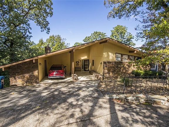 2nd image of 21 Aldridge Ln