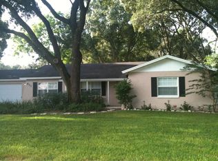 411 Clemons Rd, Brandon, FL 33510