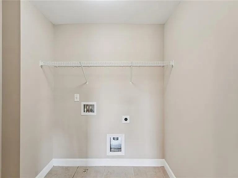 6370 Shiloh Woods Dr — Photo 51
