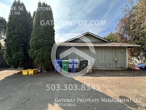 3rd image of 3126 SE Gladstone St