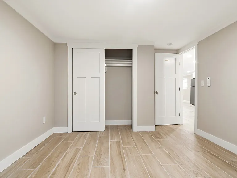 1592 Meade St #B — Photo 4
