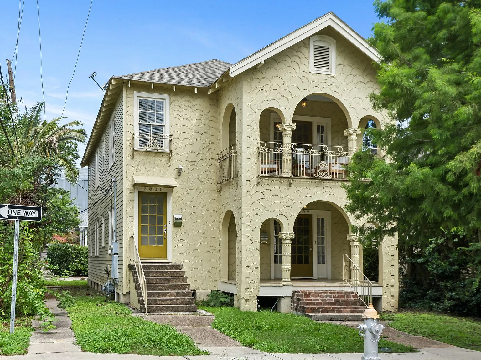 2802 Calhoun St — Photo 1